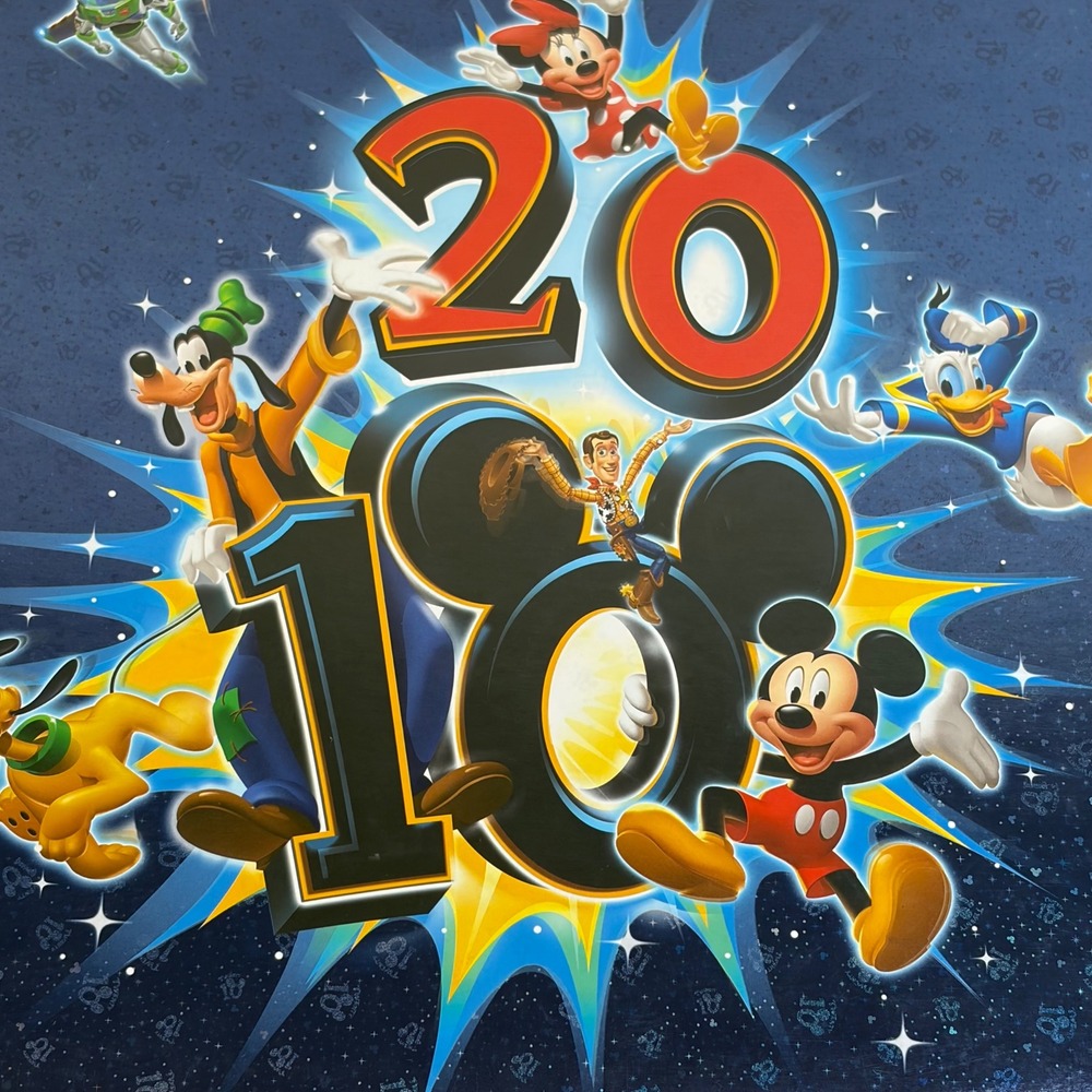 Walt Disney World 2010 Mickey Fab 5 Toy Story Scrapbook Album 12x12 15 Page Read - Picture 2 of 13